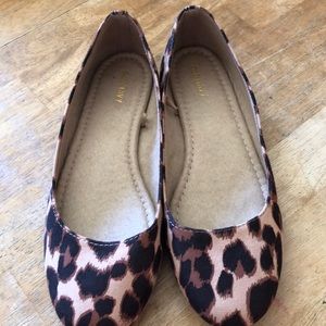 Old Navy Ladies Leopard Flats- ❤️❤️